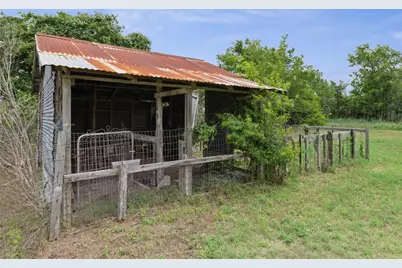 5530 US Highway 90A W, Shiner, TX 77984 - Photo 29