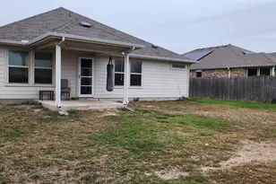 302 Hibiscus Dr, Hutto, TX 78634 - Photo 7