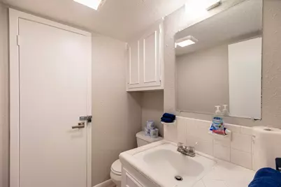1711 Deerfield Drive, Austin, TX 78741 - Photo 11