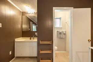 1711 Deerfield Dr, Austin, TX 78741 - Photo 3