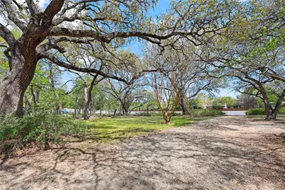10230 Menchaca Road, Austin, TX 78748 - Photo 3