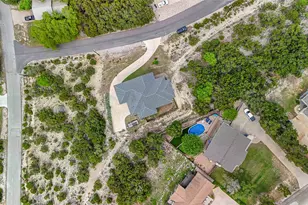 20901 Broken Arrow St, Lago Vista, TX 78645 - Photo 29