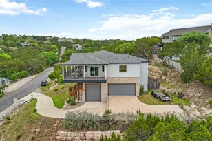 20901 Broken Arrow St, Lago Vista, TX 78645 - Photo 33