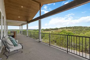 20901 Broken Arrow St, Lago Vista, TX 78645 - Photo 37