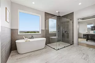 20901 Broken Arrow St, Lago Vista, TX 78645 - Photo 21