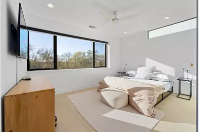 3406 E 17th Street #4, Austin, TX 78721 - Photo 15