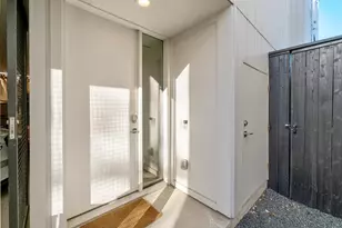 3406 E 17th St, Austin, TX 78721 - Photo 3