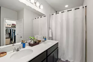 12402 Zenyatta Dr, Buda, TX 78610 - Photo 11