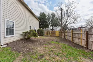 901 E Whispering Hollow Dr, Kyle, TX 78640 - Photo 23