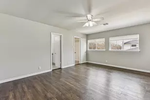 901 E Whispering Hollow Dr, Kyle, TX 78640 - Photo 17