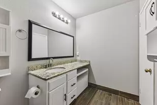 901 E Whispering Hollow Dr, Kyle, TX 78640 - Photo 19