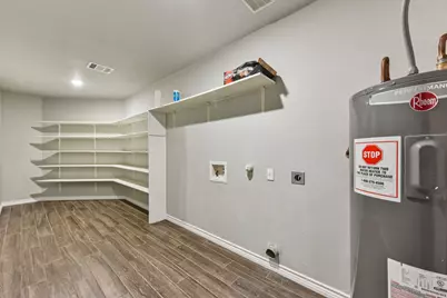 901 E Whispering Hollow Drive, Kyle, TX 78640 - Photo 21