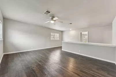 901 E Whispering Hollow Drive, Kyle, TX 78640 - Photo 15