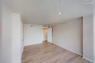 1800 Lavaca Unit St, Austin, TX 78701 - Photo 9