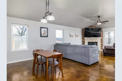 208 S Buffalo Pass, Georgetown, TX 78633 - Photo 5