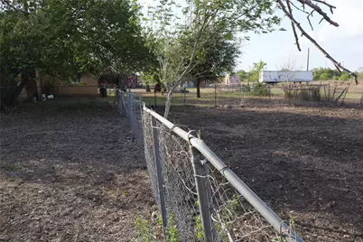 11906 Foley Drive, Del Valle, TX 78617 - Photo 9