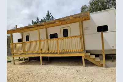 806 Yaupon Drive, Caldwell, TX 77836 - Photo 1