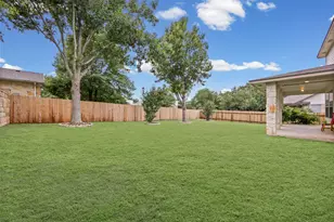 11304 Staked Plains Dr, Austin, TX 78717 - Photo 23
