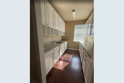 904 Crystal Falls Parkway, Leander, TX 78641 - Photo 9