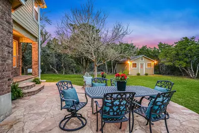 504 Saddlehorn Drive, Dripping Springs, TX 78620 - Photo 23