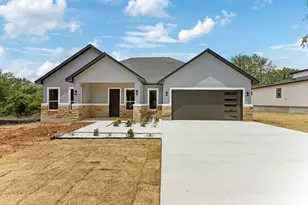 118 Heleakala Dr, Bastrop, TX 78602 - Photo 1