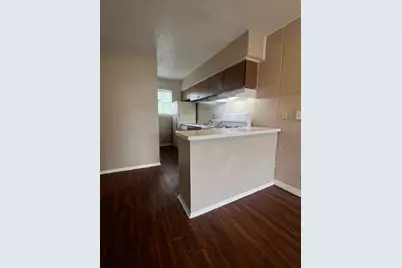 311 E 31st Street #205, Austin, TX 78705 - Photo 3