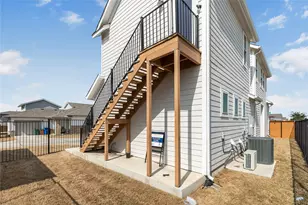 8017 Orizzonte St, Austin, TX 78744 - Photo 23