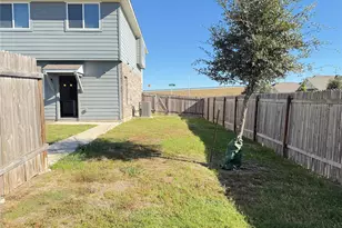 103 Frasier Dr, San Marcos, TX 78666 - Photo 13