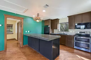 203 Pathfinders Way, Smithville, TX 78957 - Photo 7