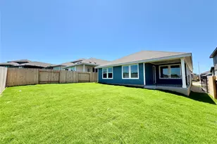 5012 Stockton Ln, Del Valle, TX 78617 - Photo 5