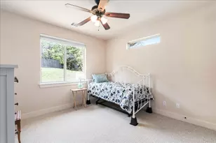 1058 Daviot Dr, Spicewood, TX 78669 - Photo 23