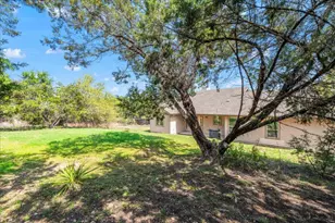 1058 Daviot Dr, Spicewood, TX 78669 - Photo 35