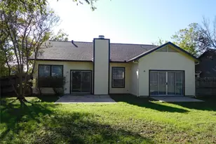 2202 Quiet Wood Dr, Austin, TX 78728 - Photo 11