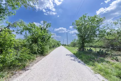 410 Green Acre Drive, Dale, TX 78616 - Photo 15