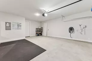 8506 Basil Hayden Ln, Austin, TX 78744 - Photo 21