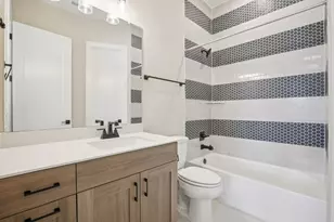 110 Seaside Sparrow Wy, Kyle, TX 78640 - Photo 23