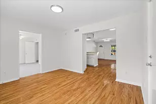 7707 Watson St, Austin, TX 78757 - Photo 11