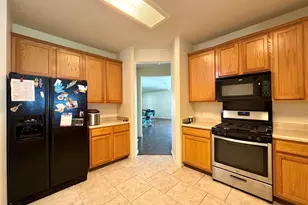 1315 Lou Gehrig Ln, Round Rock, TX 78665 - Photo 5