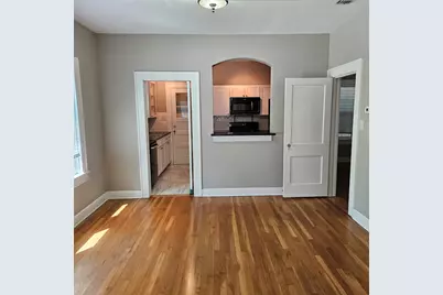 506 1/2 W 7th Street #1, Austin, TX 78701 - Photo 5