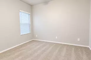 117 Open Sky Wy, Jarrell, TX 76537 - Photo 17