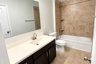 117 Open Sky Wy, Jarrell, TX 76537 - Photo 9