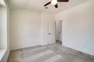 516 Ayinger Ln, Austin, TX 78728 - Photo 13