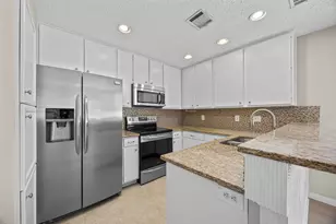 1748 Ohlen Rd, Austin, TX 78757 - Photo 7