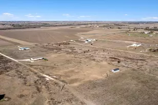 422 County Road 451 Rd, Coupland, TX 78615 - Photo 7