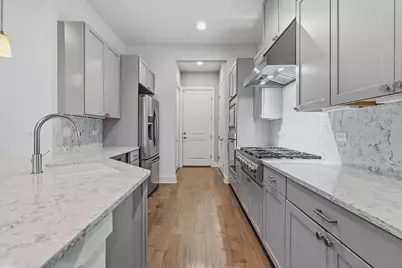 8200 Southwest Parkway #302, Austin, TX 78735 - Photo 5