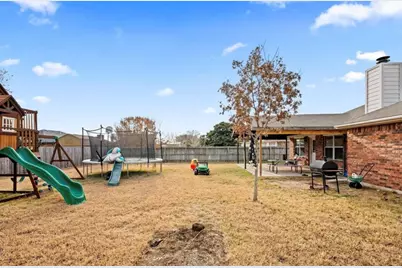 512 Mockingbird Lane, Lockhart, TX 78644 - Photo 21
