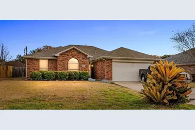 512 Mockingbird Lane, Lockhart, TX 78644 - Photo 1