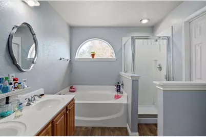 512 Mockingbird Lane, Lockhart, TX 78644 - Photo 15