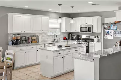 512 Mockingbird Lane, Lockhart, TX 78644 - Photo 7