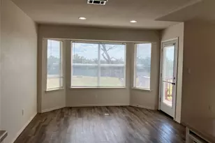 3201 MacArthur Ave, Lago Vista, TX 78645 - Photo 9